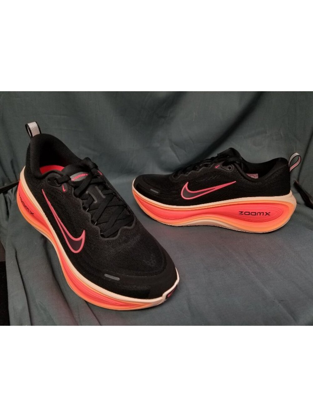 Nike Vomero Plus Bright Mango Hot Lava HV8154 010 Women's Size 9 NEW NO BOX!